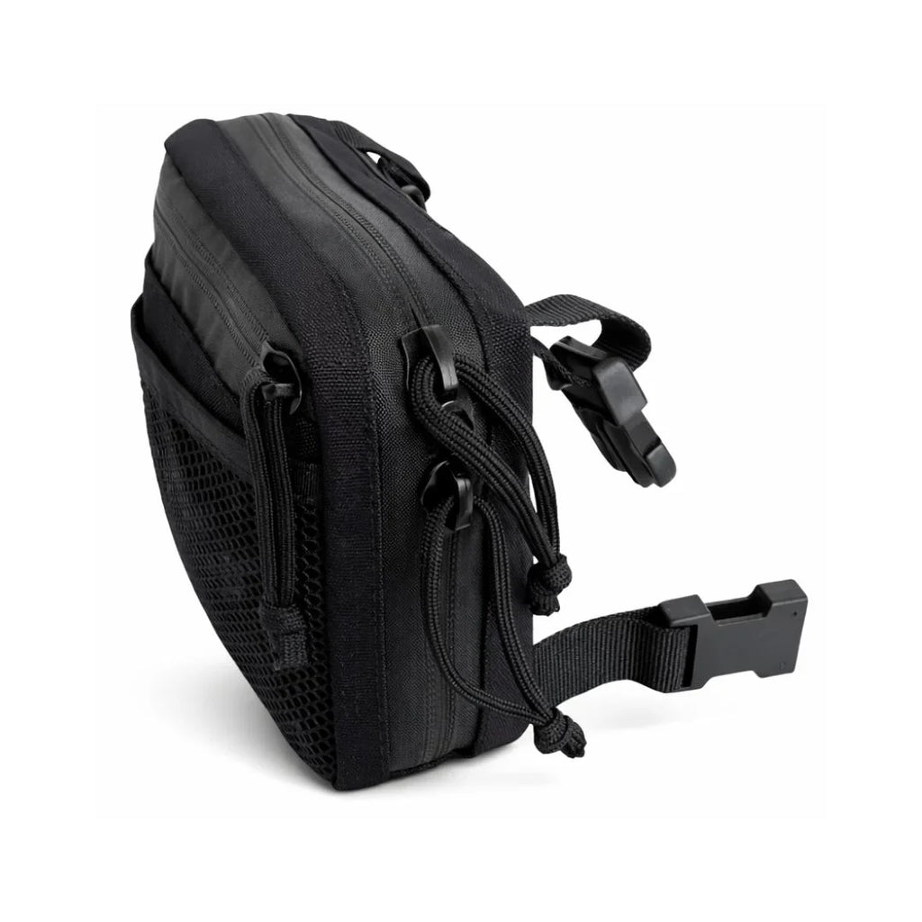 The Black-Out Chest Rig